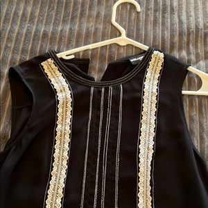 Karl Lagerfeld Black & white tank